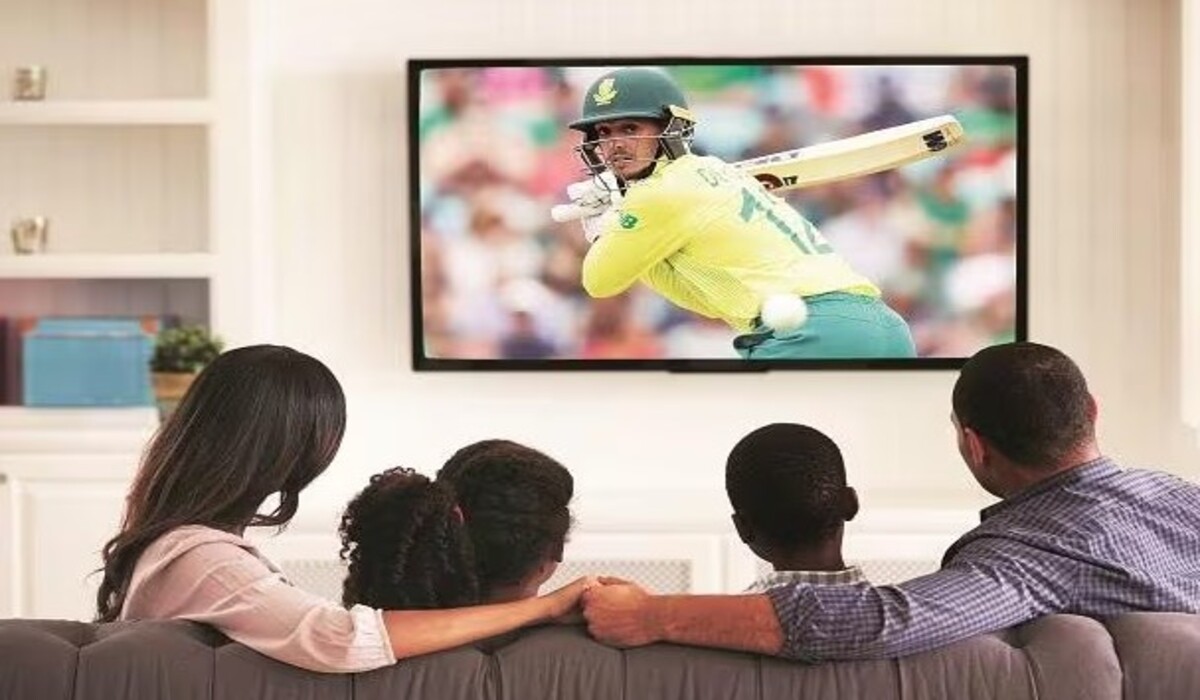 "Enjoy the T20 World Cup on the Big Screen: Best Smart TVs Under Rs. 33,000"